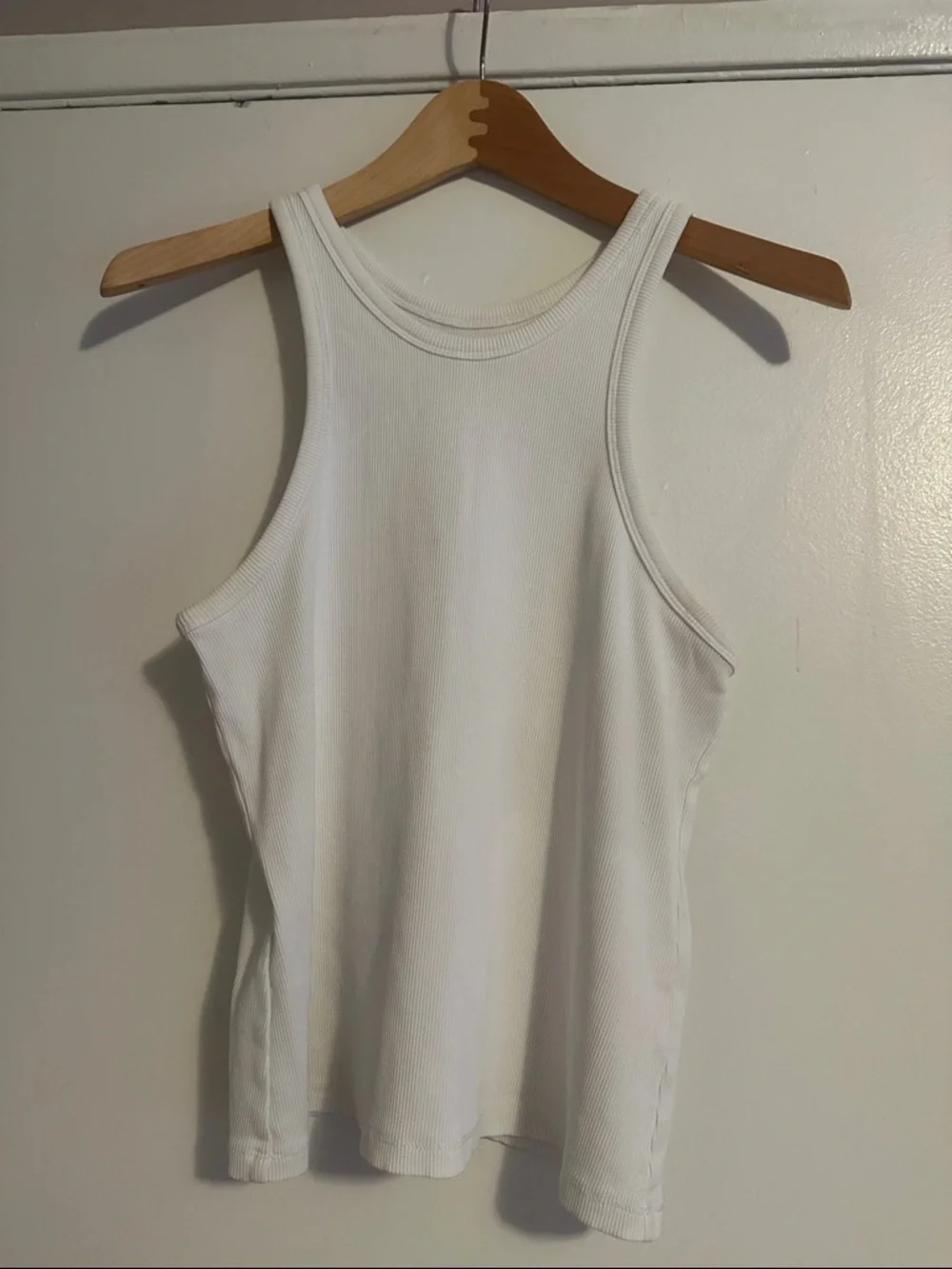 Everlane White Ribbed Racerback Tank - Picture 1 of 4